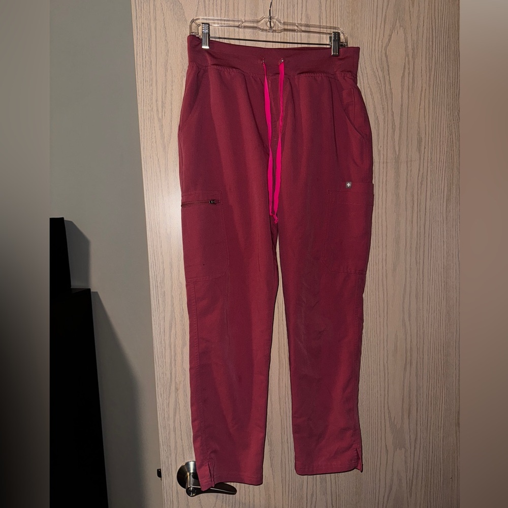 FIGs scrub pants